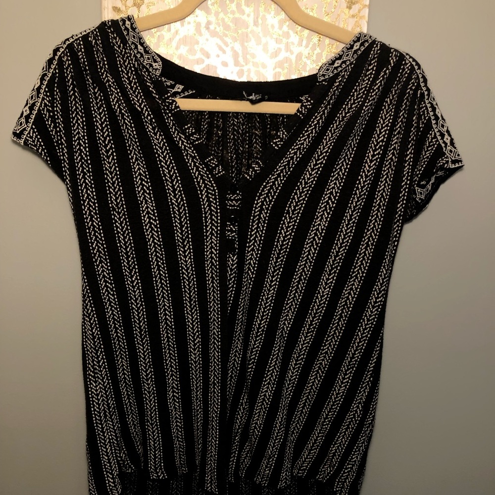 Lucky Brand Cute dressy/casual top
